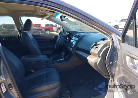 2015 Subaru Outback 2.5I Limited z USA, uszkodzony, nr VIN 4S4BSBLC1F3235014